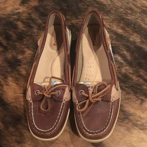 Sperry  topsiders
